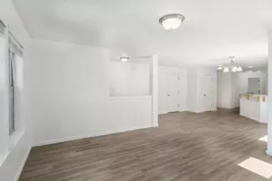 61730 Joan Court, Bend, OR 97702 - Photo 7