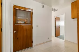 207 S Wendling St, Klamath Falls, OR 97601 - Photo 13