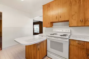 207 S Wendling St, Klamath Falls, OR 97601 - Photo 17