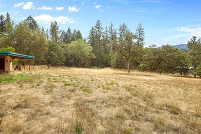 301 Robmar Lane, Grants Pass, OR 97527 - Photo 25