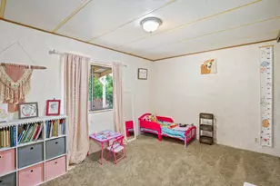 301 Robmar Ln, Grants Pass, OR 97527 - Photo 17