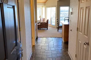 1850 Redtail Hawk Dr, Redmond, OR 97756 - Photo 3