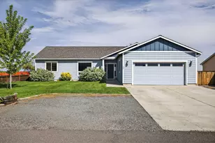 625 E A St, Culver, OR 97734 - Photo 1