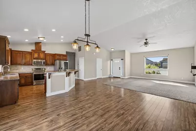 625 E A Street, Culver, OR 97734 - Photo 9