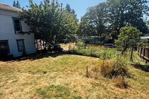 711 N Main St, Brownsville, OR 97327 - Photo 27