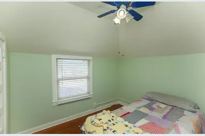 854 W 2nd Street, Medford, OR 97501 - Photo 27