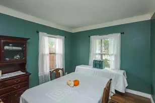 854 W 2nd St, Medford, OR 97501 - Photo 13