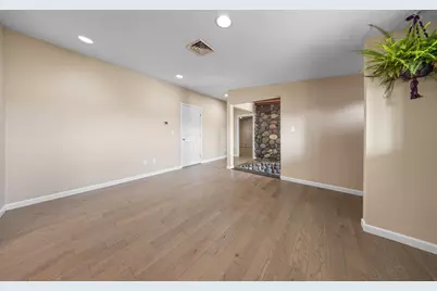 66405 Cline Falls Road, Bend, OR 97703 - Photo 15