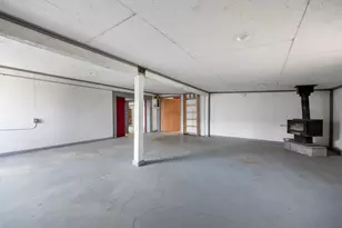 66405 Cline Falls Rd, Bend, OR 97703 - Photo 37