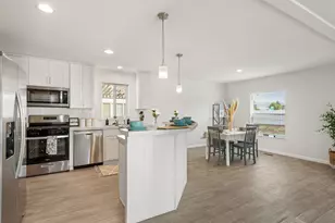 300 Luman Rd, Phoenix, OR 97535 - Photo 5