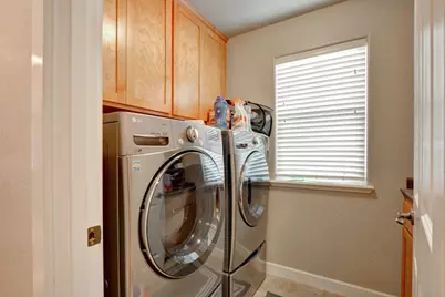 739 Spring Valley Drive, Medford, OR 97501 - Photo 33