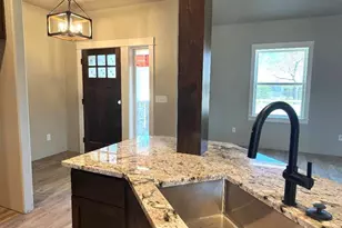 1322 Orchard Home Dr, Medford, OR 97501 - Photo 5