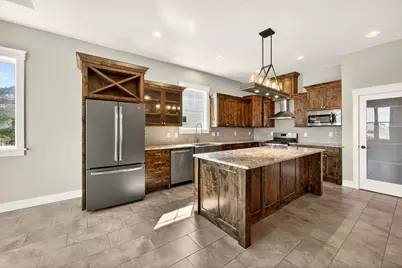 3371 Annapolis Drive, Medford, OR 97504 - Photo 29