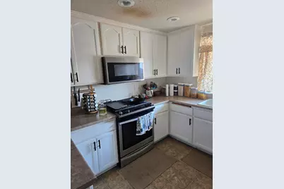 3885 Avenue C, White City, OR 97503 - Photo 13