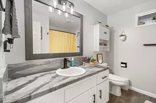 2587 Hawaiian Ave, Medford, OR 97504 - Photo 27