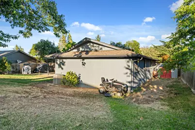 2587 Hawaiian Avenue, Medford, OR 97504 - Photo 5