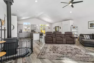 17154 Covina Road, Bend, OR 97707 - Photo 9