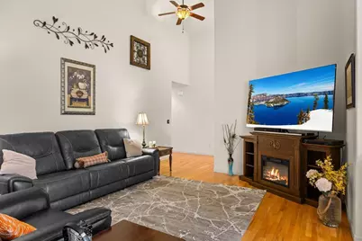 4760 Torrey Pines Drive, Medford, OR 97504 - Photo 13