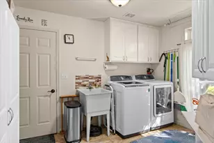 4760 Torrey Pines Dr, Medford, OR 97504 - Photo 23