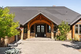 3347 NW Starview Dr, Bend, OR 97703 - Photo 11