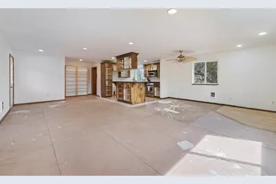 67439 Hwy 20, Bend, OR 97703 - Photo 35