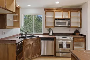 67439 Hwy 20, Bend, OR 97703 - Photo 39