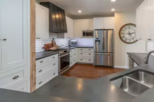 19694 Harvard Pl, Bend, OR 97702 - Photo 9