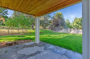 63673 Boyd Acres Rd, Bend, OR 97701 - Photo 27