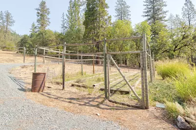 280 Naturescape Rd, Grants Pass, OR 97527 - Photo 37