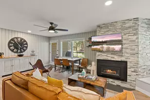 19717 SW Mount Bachelor Dr, Bend, OR 97702 - Photo 1