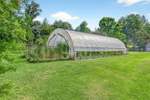 3950 Little Applegate Rd, Jacksonville, OR 97530 - Photo 47