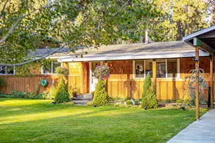 657 S Fir St, Sisters, OR 97759 - Photo 3