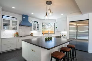 2 NW Hood Pl, Bend, OR 97703 - Photo 19