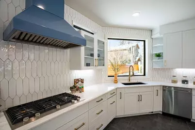 2 NW Hood Place, Bend, OR 97703 - Photo 21