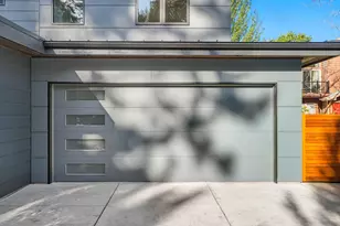 2 NW Hood Pl, Bend, OR 97703 - Photo 47