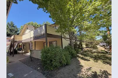 889 Valley View Drive, Medford, OR 97504 - Photo 1