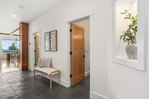 3160 N W Colonial Dr, Bend, OR 97703 - Photo 7