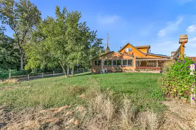 13990 N Applegate Road, Grants Pass, OR 97527 - Photo 1