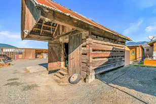 13990 N Applegate Rd, Grants Pass, OR 97527 - Photo 39