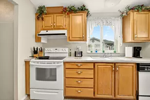 555 Freeman Rd, Central Point, OR 97502 - Photo 13