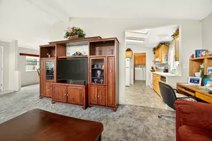 555 Freeman Rd, Central Point, OR 97502 - Photo 5