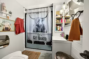 342 Hazel St, Central Point, OR 97502 - Photo 17