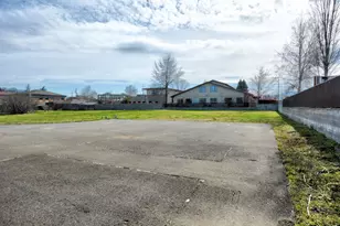 1225 Corona Ave, Medford, OR 97504 - Photo 43