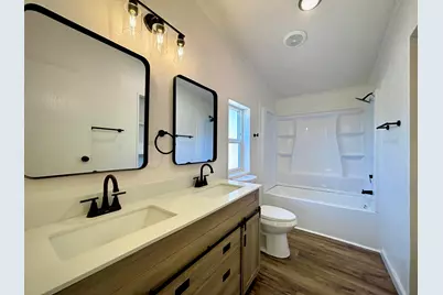 581 Azalea Drive, Grants Pass, OR 97526 - Photo 9