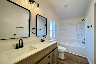 581 Azalea Dr, Grants Pass, OR 97526 - Photo 9