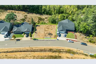 1262 Green Valley Drive, Cave Junction, OR 97523 - Photo 3