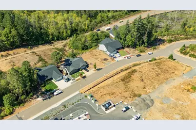 1262 Green Valley Drive, Cave Junction, OR 97523 - Photo 5