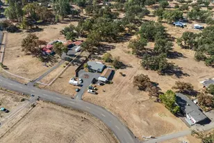 11615 Michael Rd, Central Point, OR 97502 - Photo 25