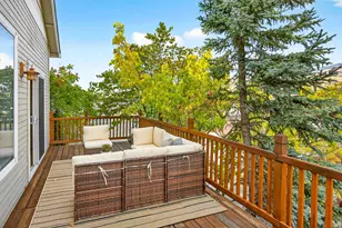 380 Hemlock Ln, Ashland, OR 97520 - Photo 39