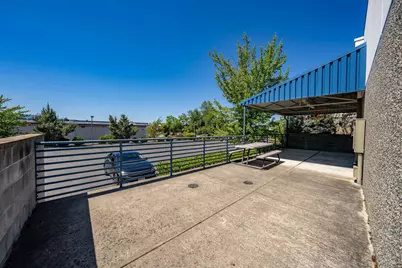 2090 Commerce Drive, Medford, OR 97504 - Photo 59